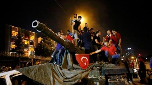 Image Kampf auf der Bosporus-Brücke - Die Türkei und der gescheiterte Putschversuch