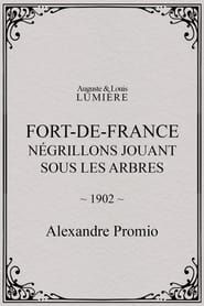 Fort-de-France : négrillons jouant sous les arbres-hd