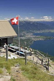 Das Tessin – Zwischen Lago Maggiore und Gotthard series tv